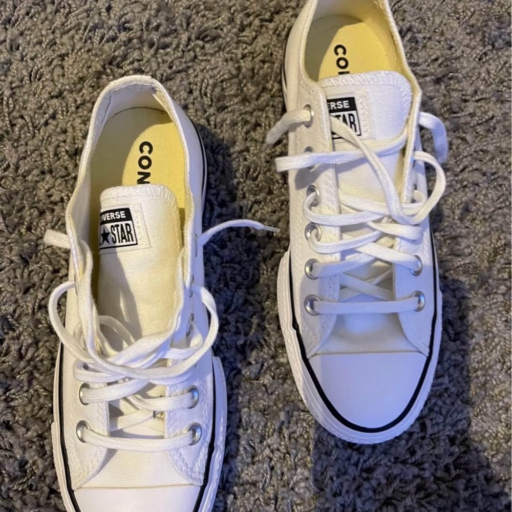 Converse Cream Low-Top Sneakers